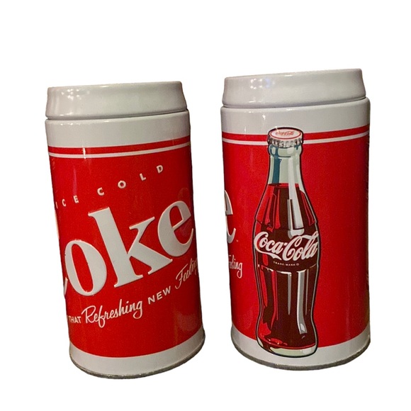 Coca Cola Salt and Pepper Shaker Set Collectable Memorabilia Tin Cans - Picture 1 of 8